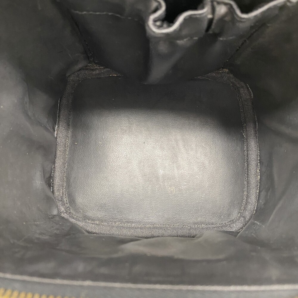 CHANEL Black Caviar Leather Vanity Bag - Picture 4 of 10